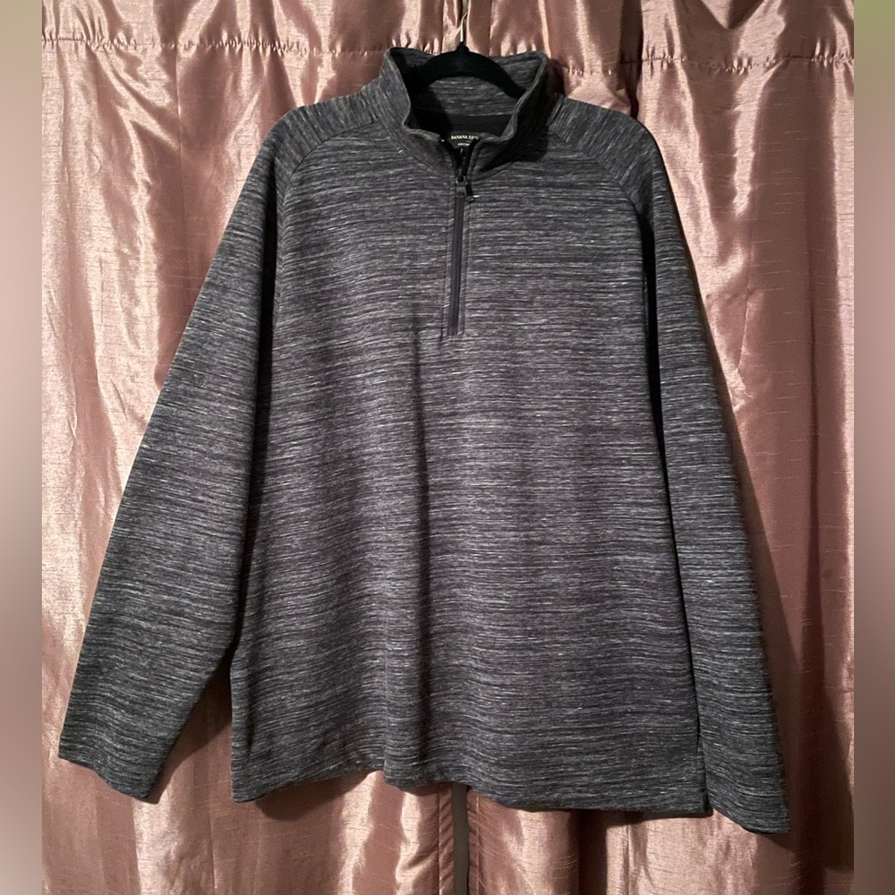 Banana Republic Men’s Moisture Wicking 1/4 Zip Long Sleeve Sweater. Gray, -2XL